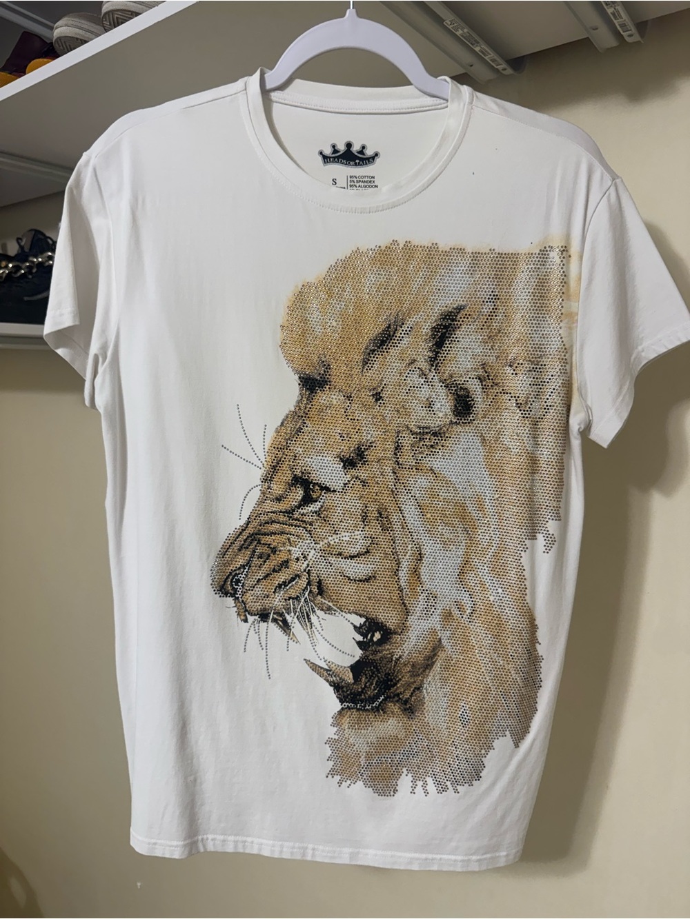 White Men's Lion Graphic Tee